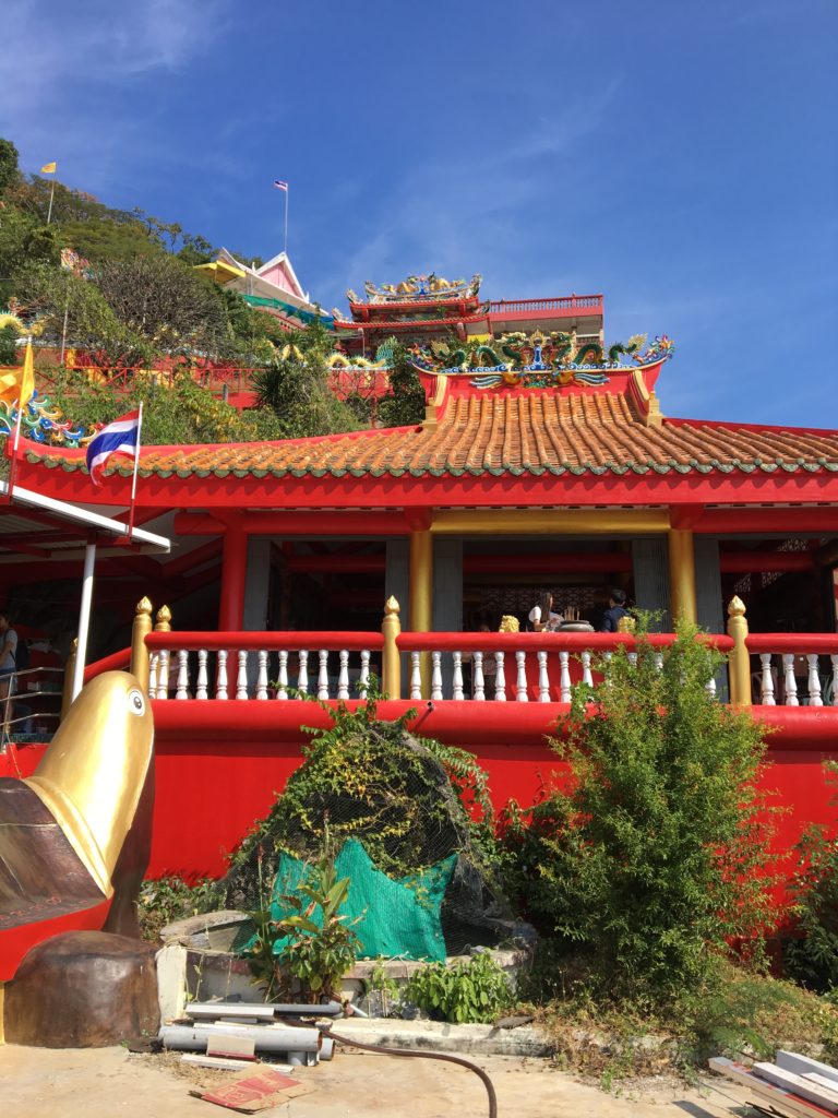 シーチャン島の観光スポット